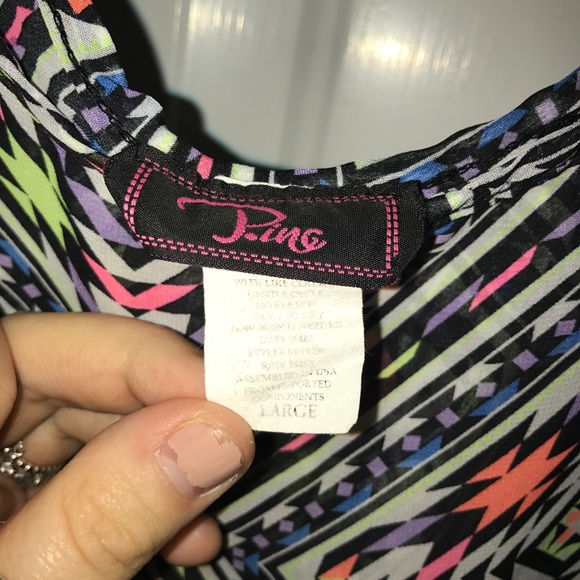 💟 Patterned Tank - Picture 4 of 4