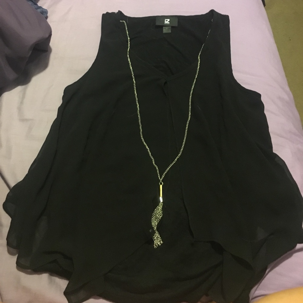 Shirt with necklace