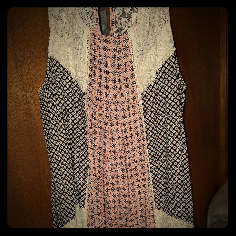 Cute Summer dress with lace detail