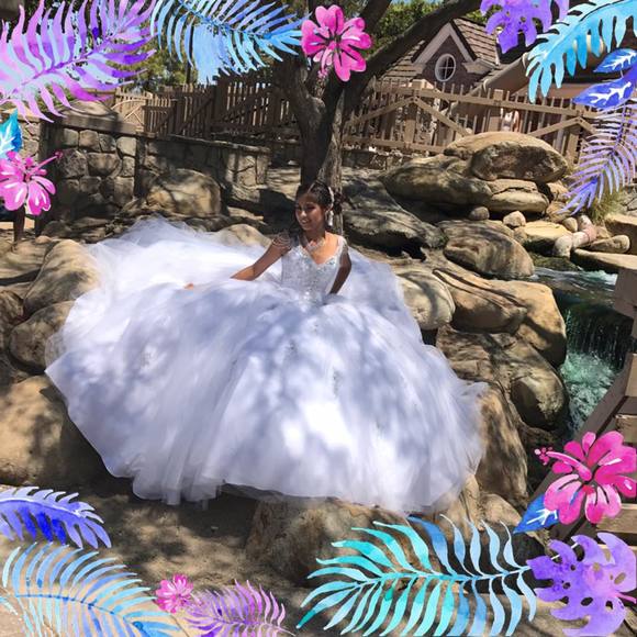 Meet your Posher, Edith - Picture 1 of 1