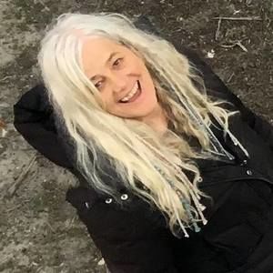 Meet your Posher, Renee