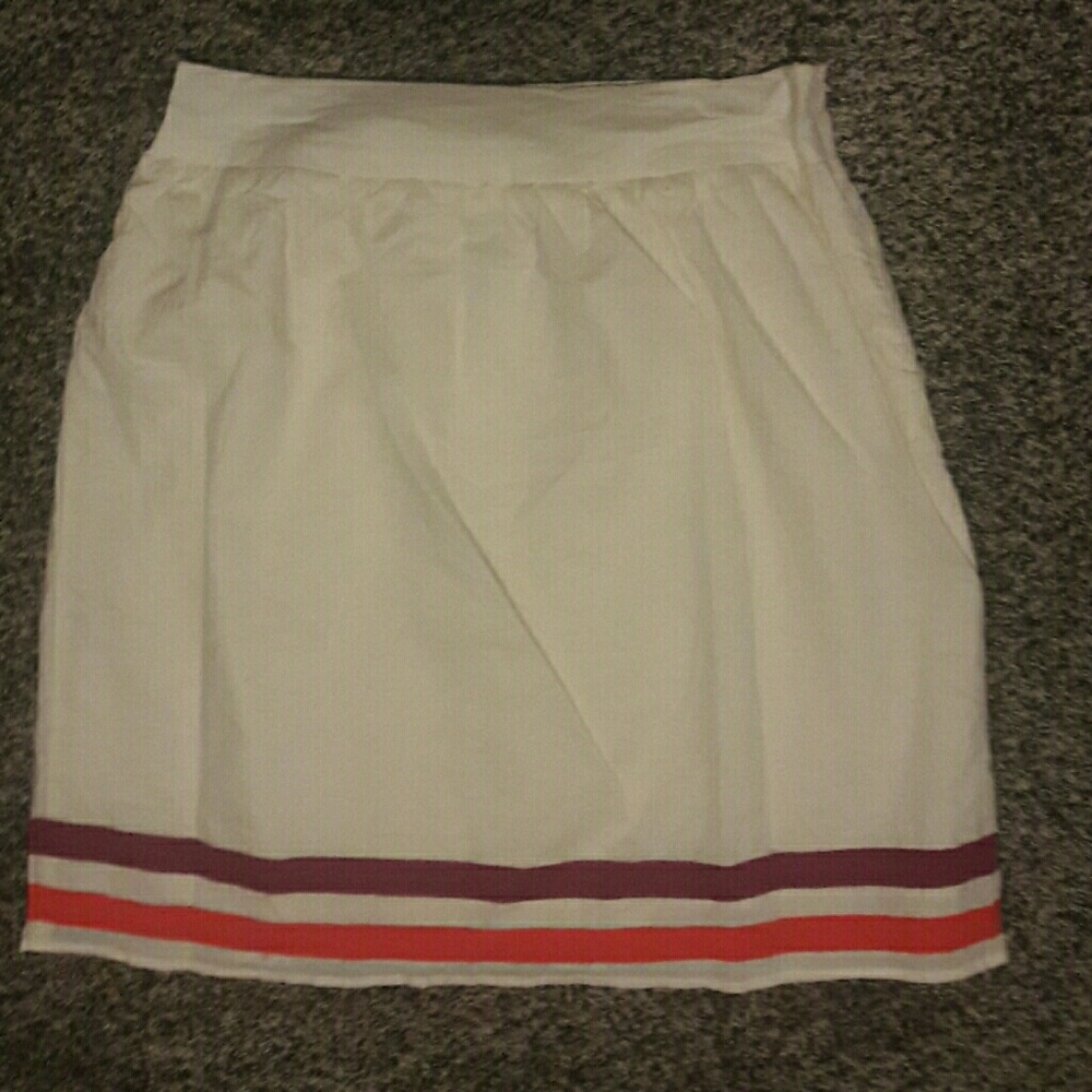 Off white skirt