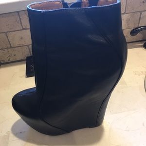 Jeffrey Campbell Pixie2