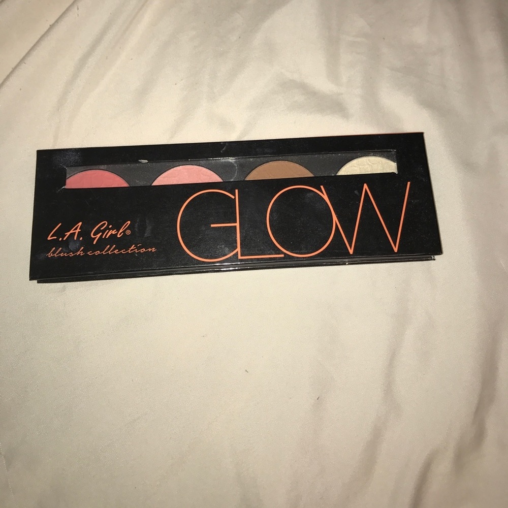 LA GIRL Glow Beauty Brick