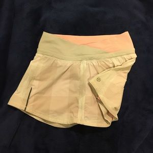 lululemon pink and beige skirt!! size 2!!