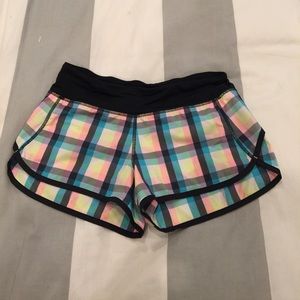 Lululemon plaid speed shorts size 4