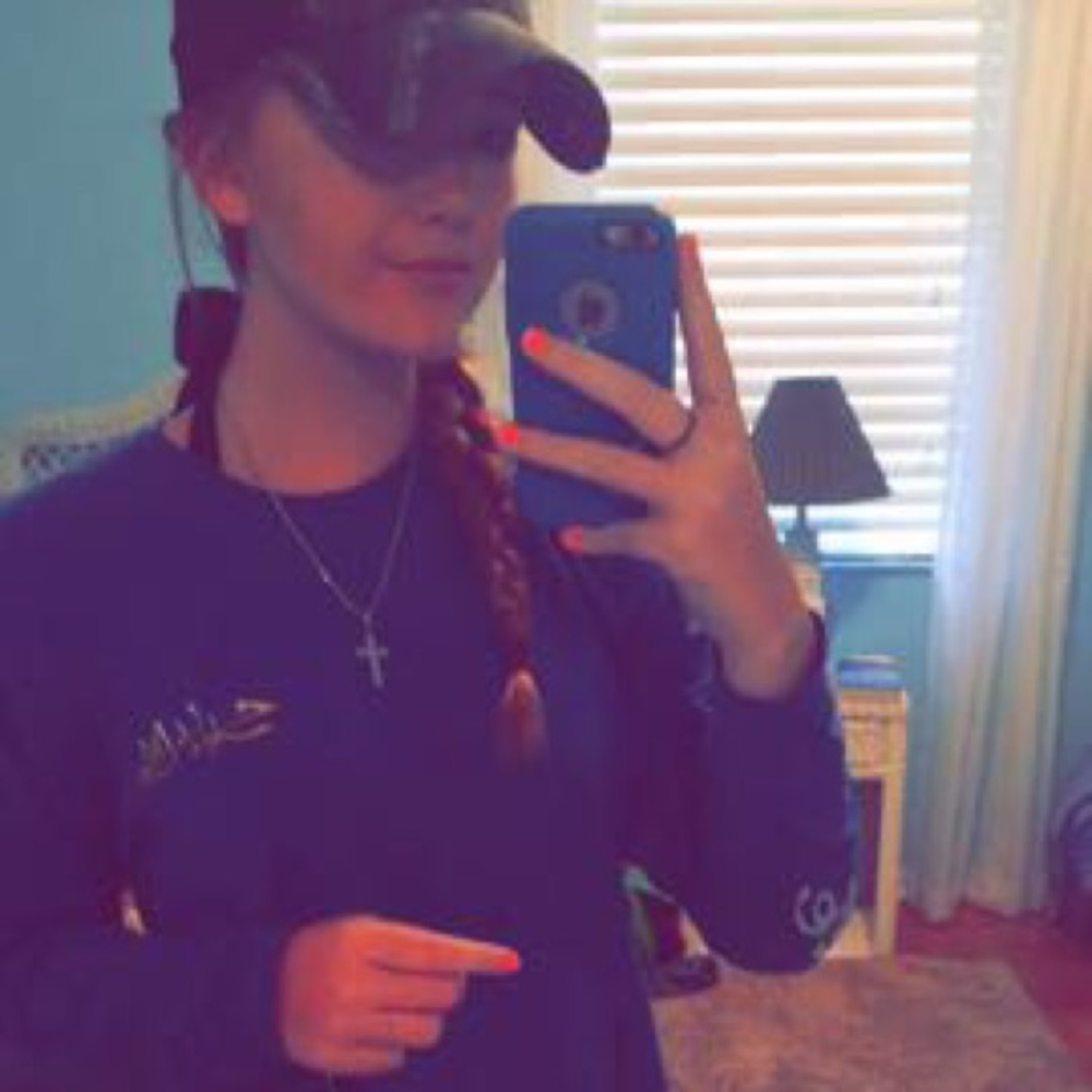 Meet your Posher, Skyla