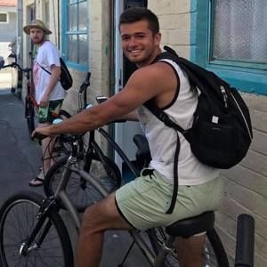 Meet your Posher, Grant