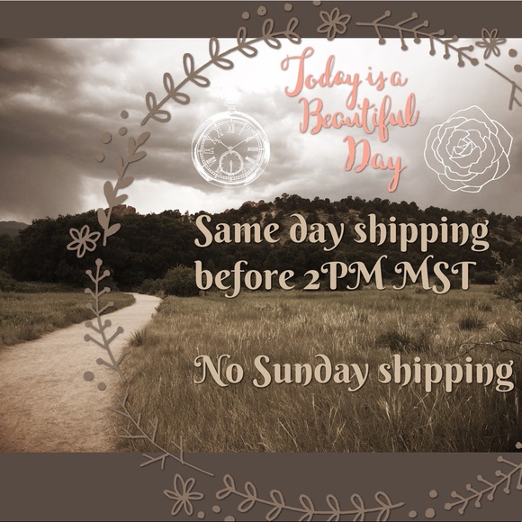 Meet your Posh Ambassador, Kaye! 👑 - Picture 2 of 3