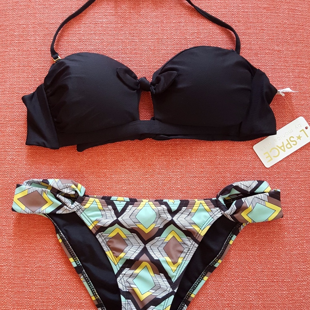 l*space Peekaboo Top & Marquise bottoms
