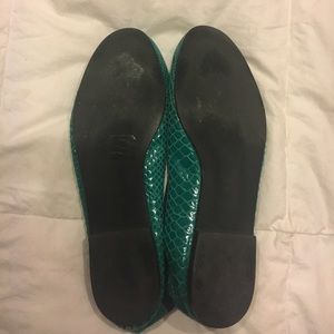 London Sole Shoes - London Sole Pirouette Flats London Sole Shoes - London Sole Pirouette Flats