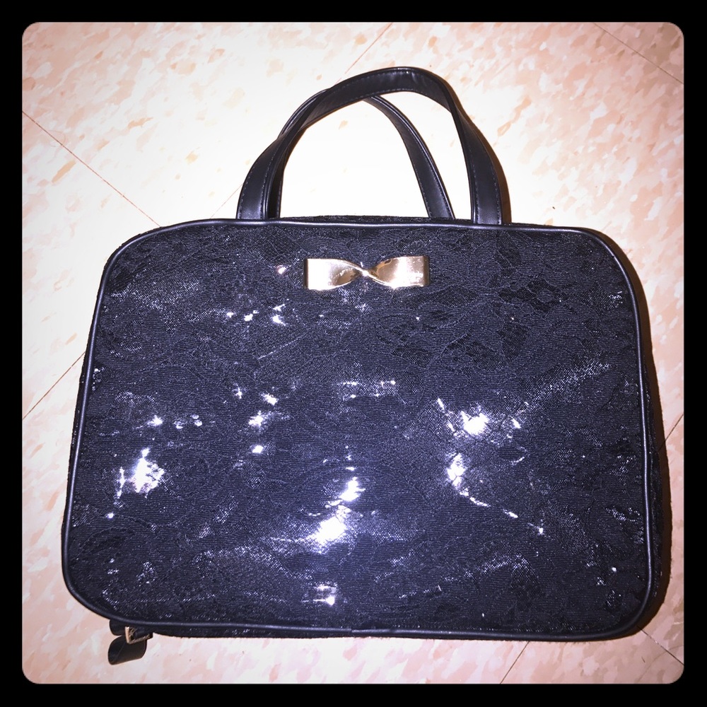 Victoria's Secret travel cosmetic bag/case.