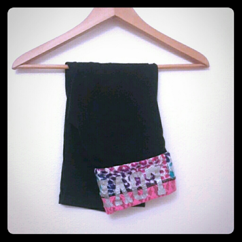 3/4 length Pink yoga pants