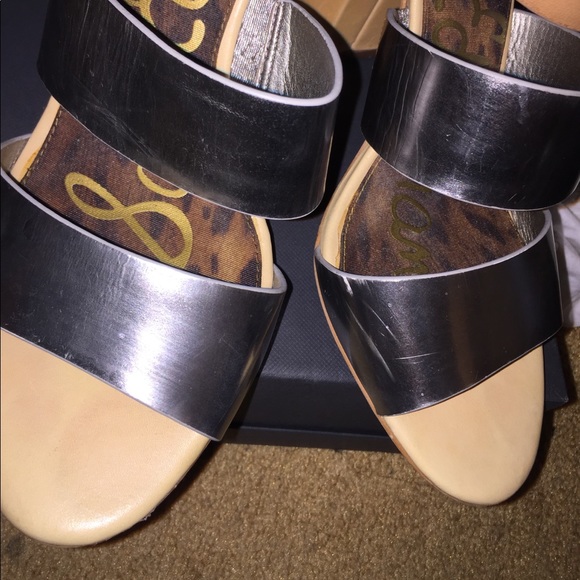 Silver and Nude block heel Sandals - Picture 5 of 5