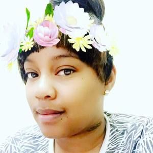 Meet your Posher, Nakeya