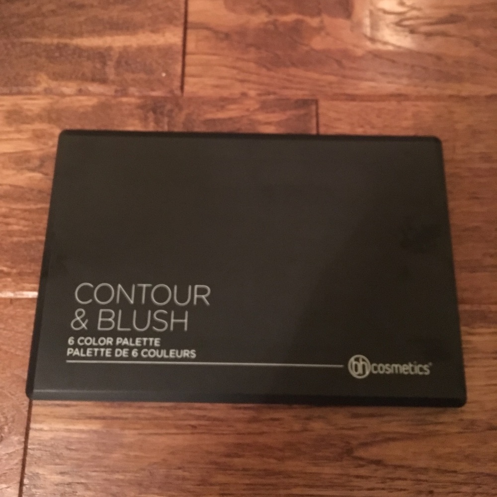 BH Cosmetics Powder Contour Kit