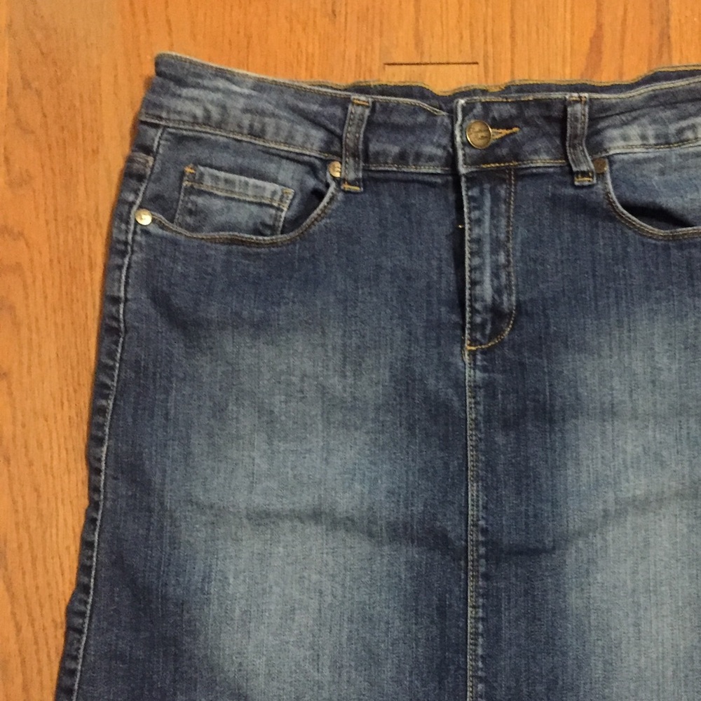 Southern Cottoners jean skirt size 8