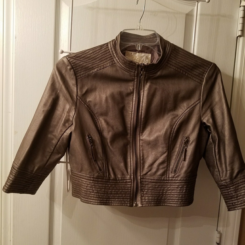 Arden  B motto jacket