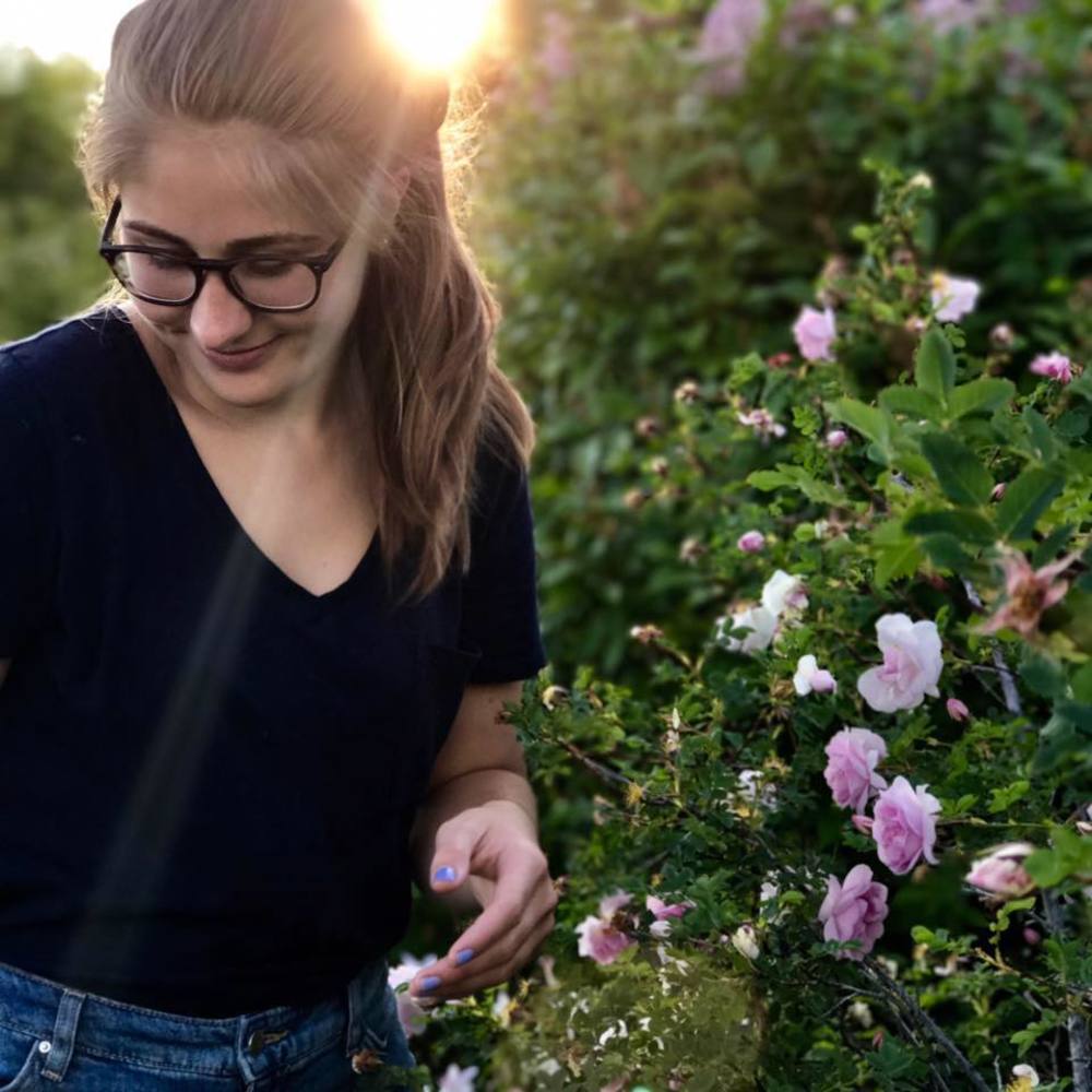 Meet your Posher, Jewel