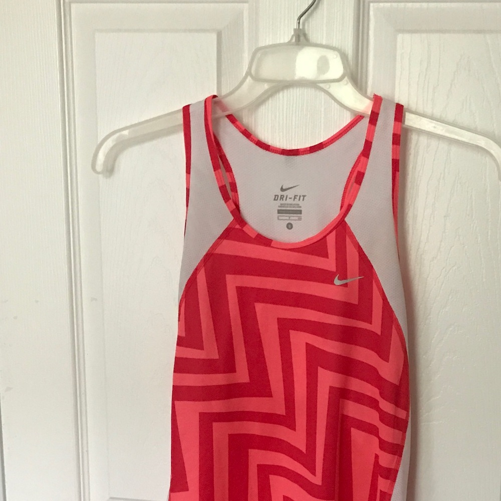 Nike dri fit tank