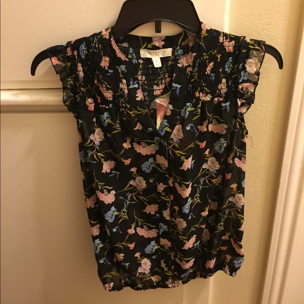 Blouse/shirt black size small