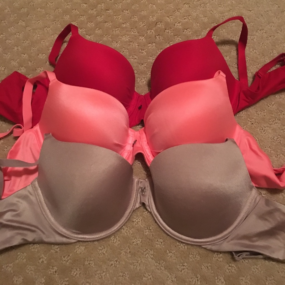 3 VS bras!! 36B!!