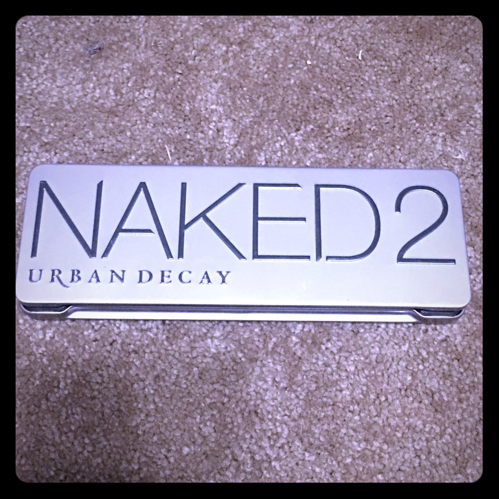 Urban Decay Naked 2