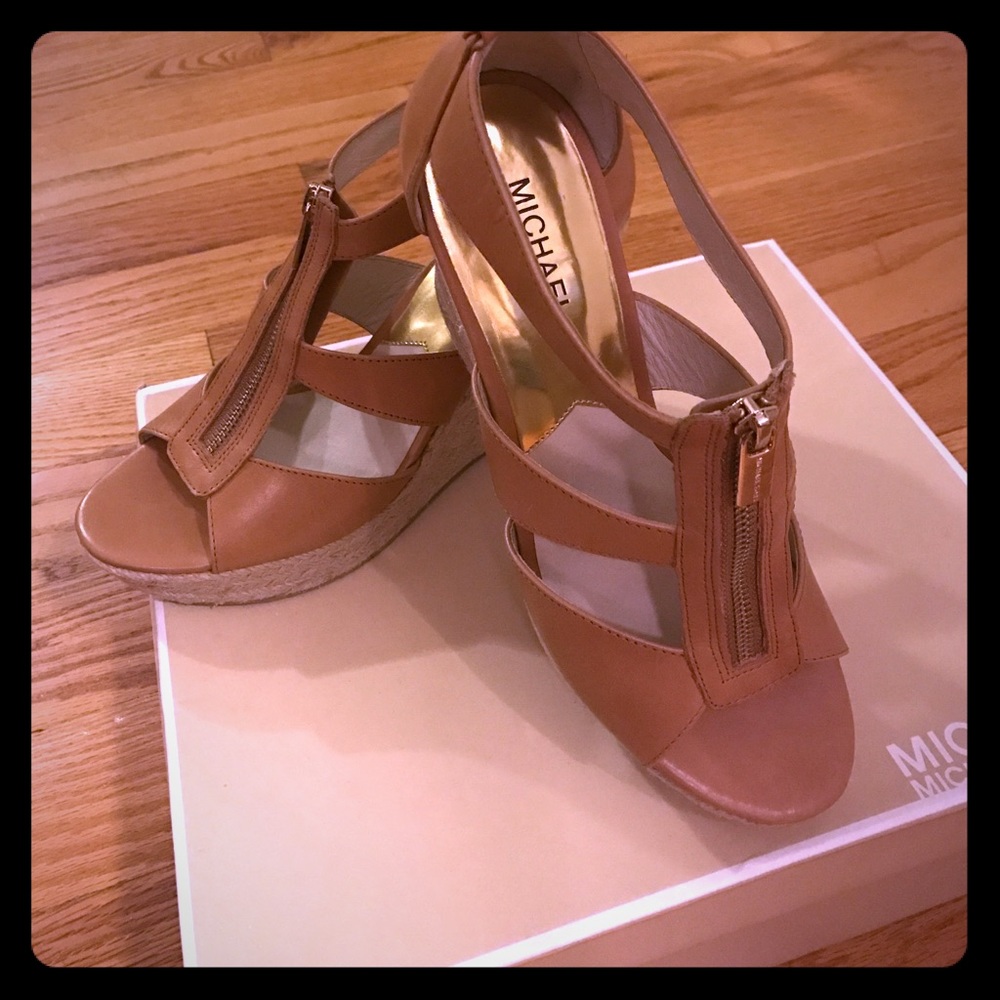 💋Michael Kors Damita Wedge leather Sandal