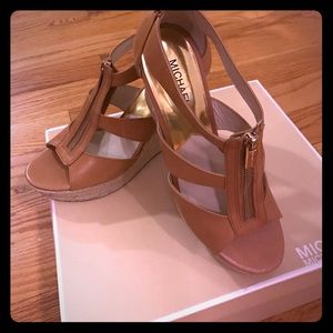 💋Michael Kors Damita Wedge leather Sandal