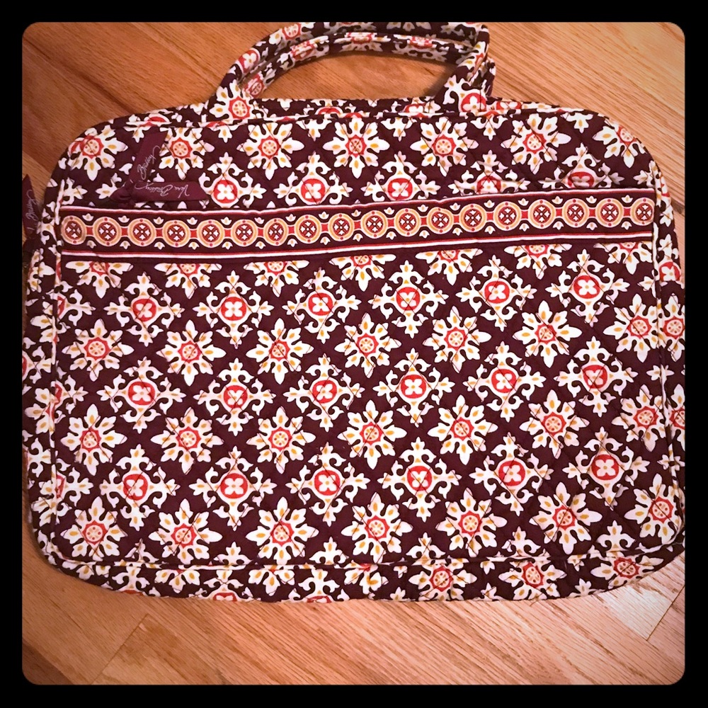 Vera Bradley Laptop Organizer Medallion
