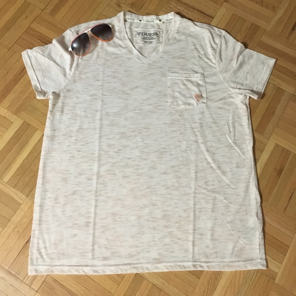 Mens XL Guess V-Neck T