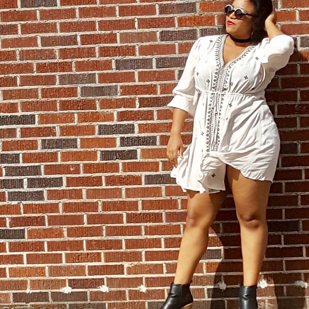 8/28 HPπ π¨REDUCEDπ¨ Beige & Black Boho Dress - Picture 4 of 4