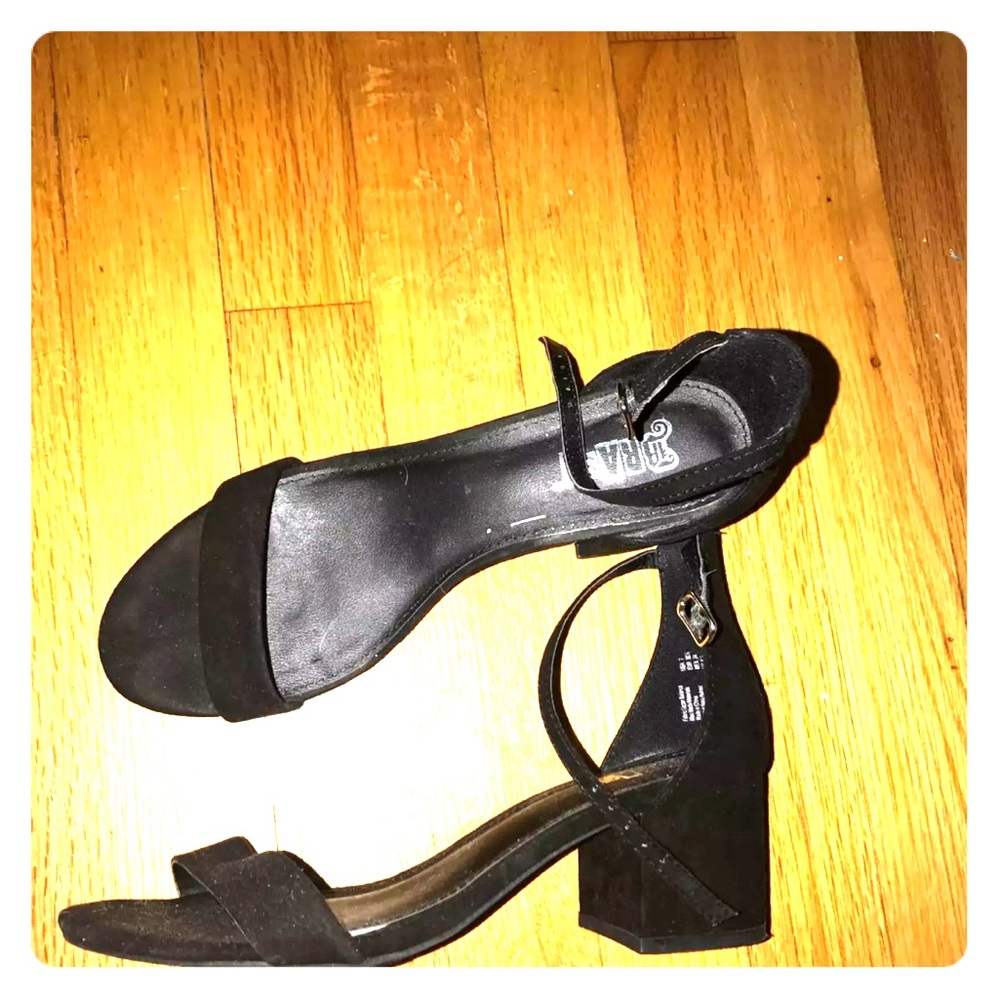 Black ankle strap chunky heels