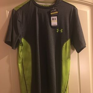 Under Armour fitted tee