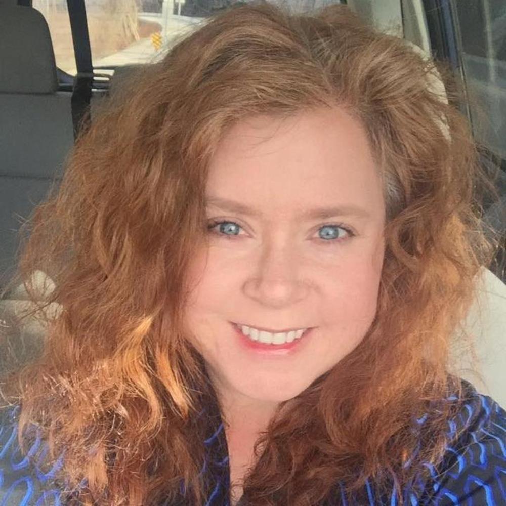 Meet your Posher, Debbie