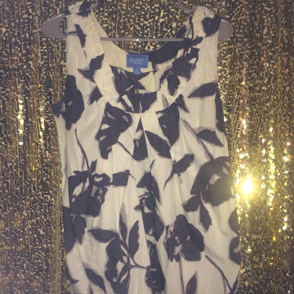 Simply Vera Top