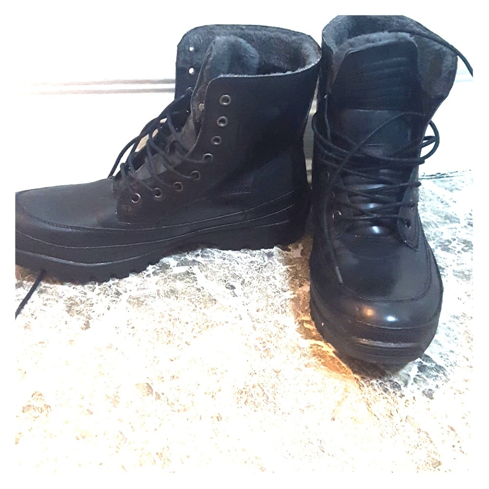 Men's black boots