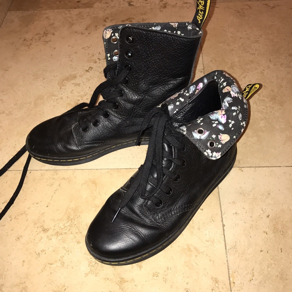 Doc Martens floral & black combat boots!!
