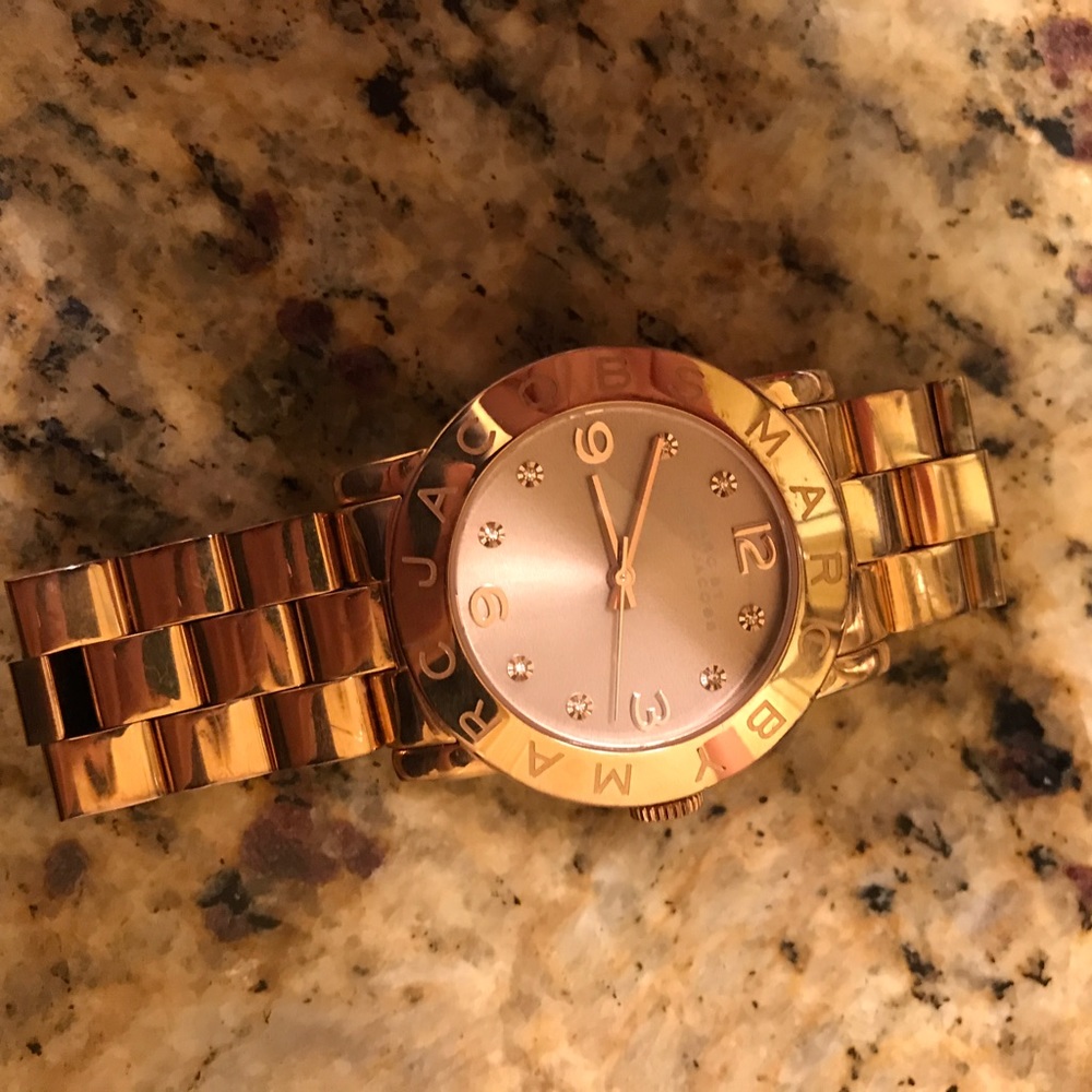 Marc Jacobs rose gold watch