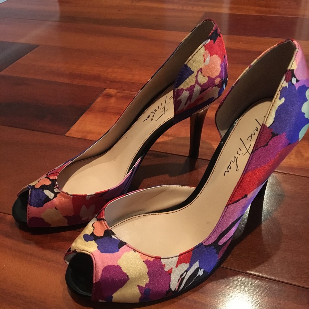 Marc Fisher multi color heels