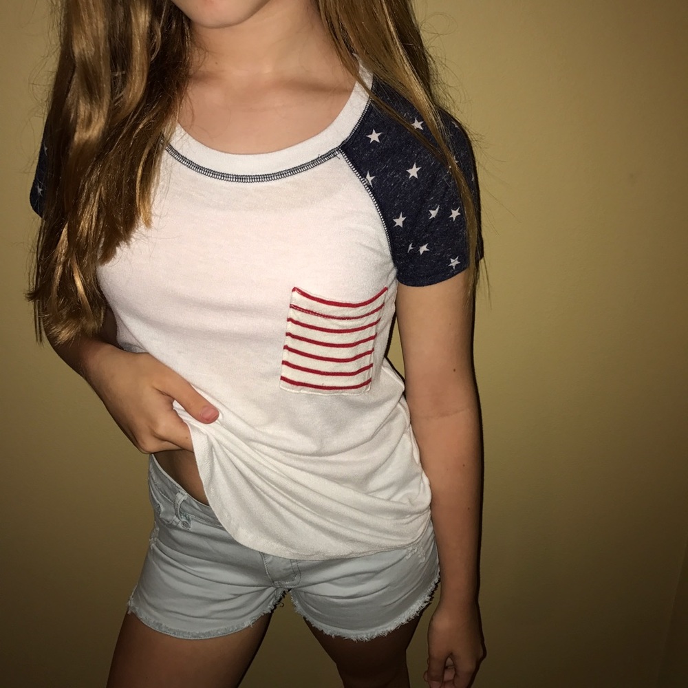 Stars & stripes baseball sleeve tee!