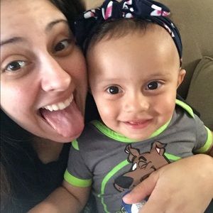 Meet your Posher, Ashley