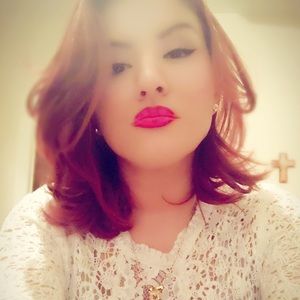 Meet your Posher, Maria