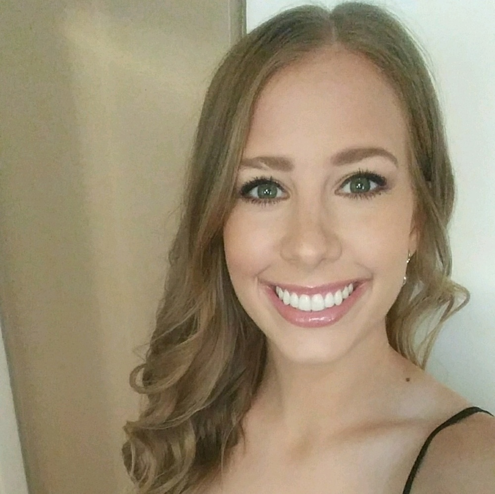 Meet your Posher, Danica