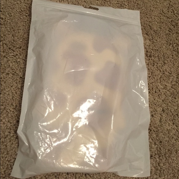 iPhone 6 Plus case - Picture 2 of 2