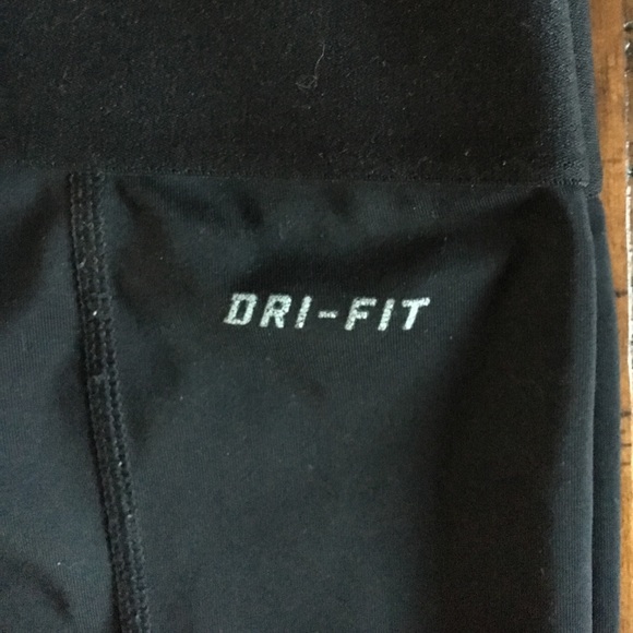 Nike DRI-FIT Capris - Picture 5 of 5