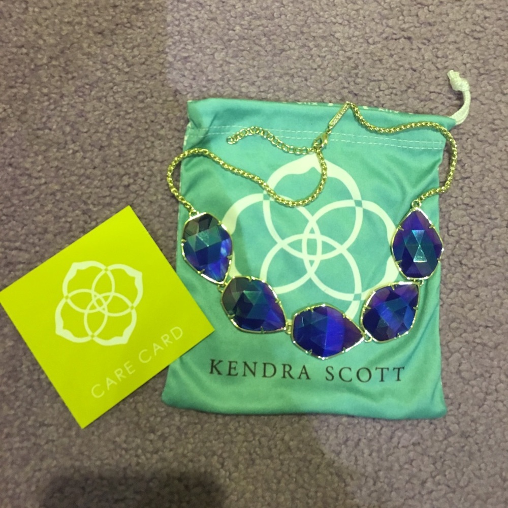 Kendra Scott iridescent necklace