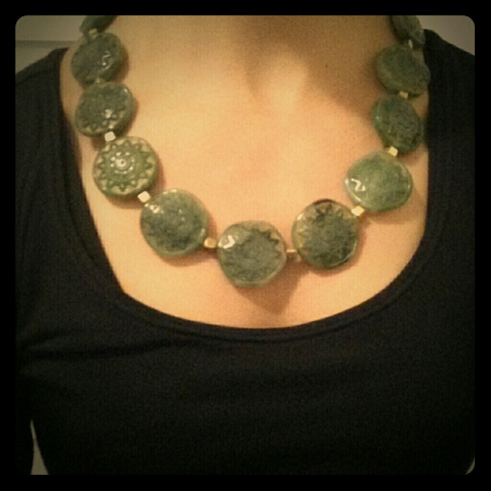 Host pick!! Green and gold beaded necklace