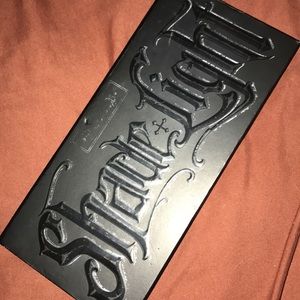 Kay von D shade light contour pallet