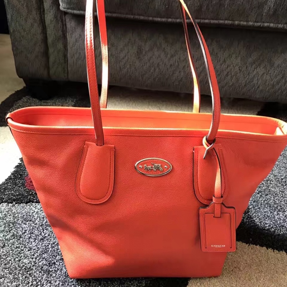Coach tote